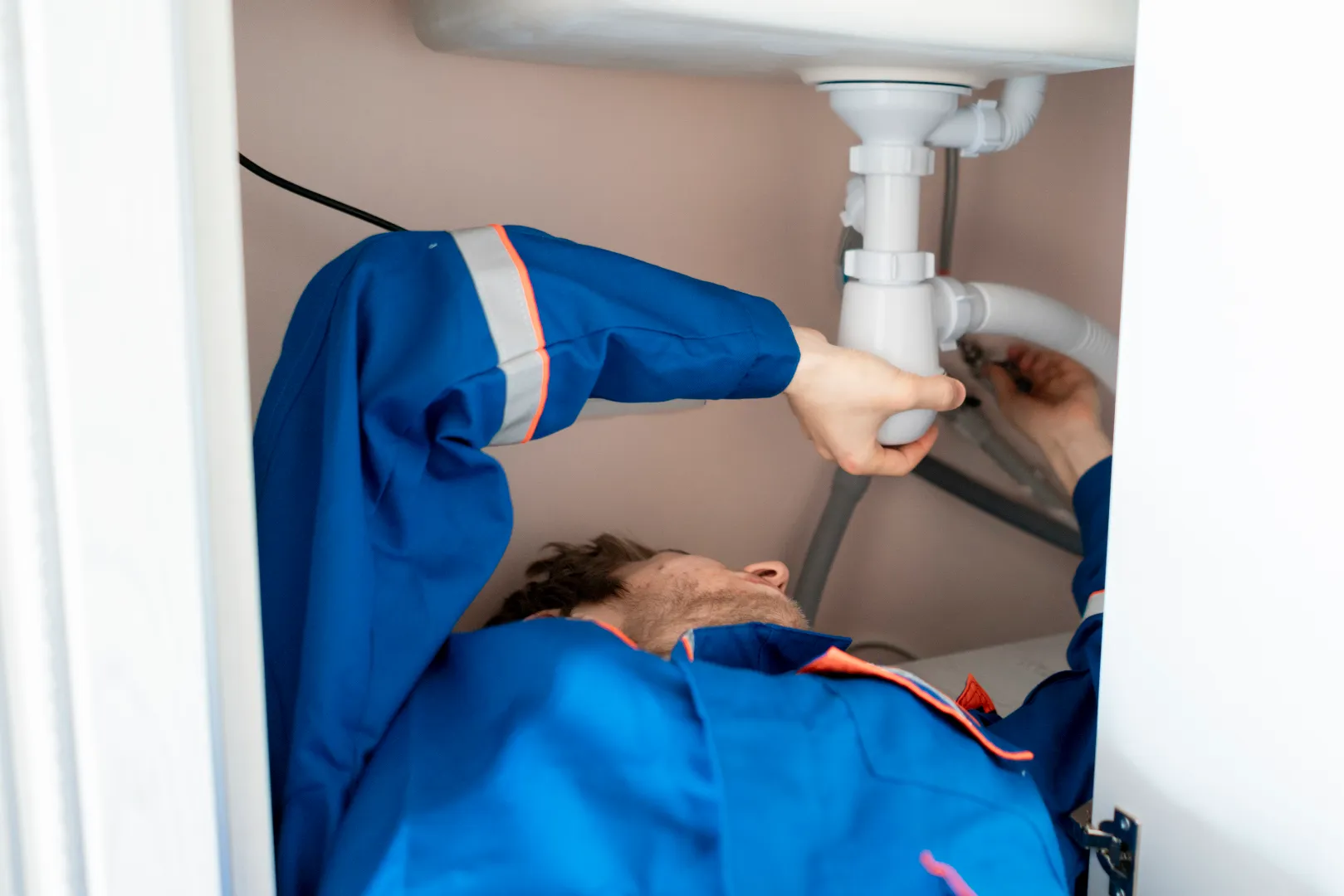 Professional drain cleaning Toronto plumber service